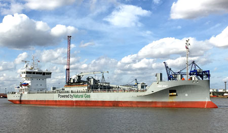 pulverised ash cargo - port of immingham