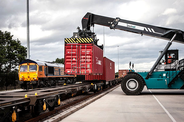 GB Railfreight runs first commercial service to iPort Rail